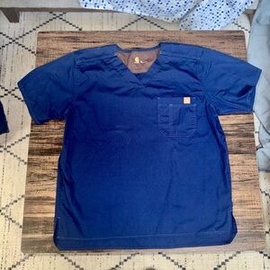 Men’s Medium Carhartt Scrub Top – Navy Blue V-Neck Workwear – Durable
